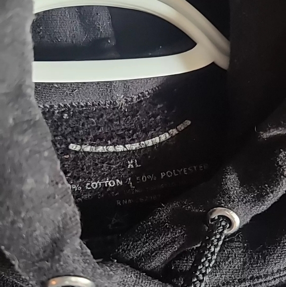 101M limited Edition Dream sweater - Picture 2 of 5